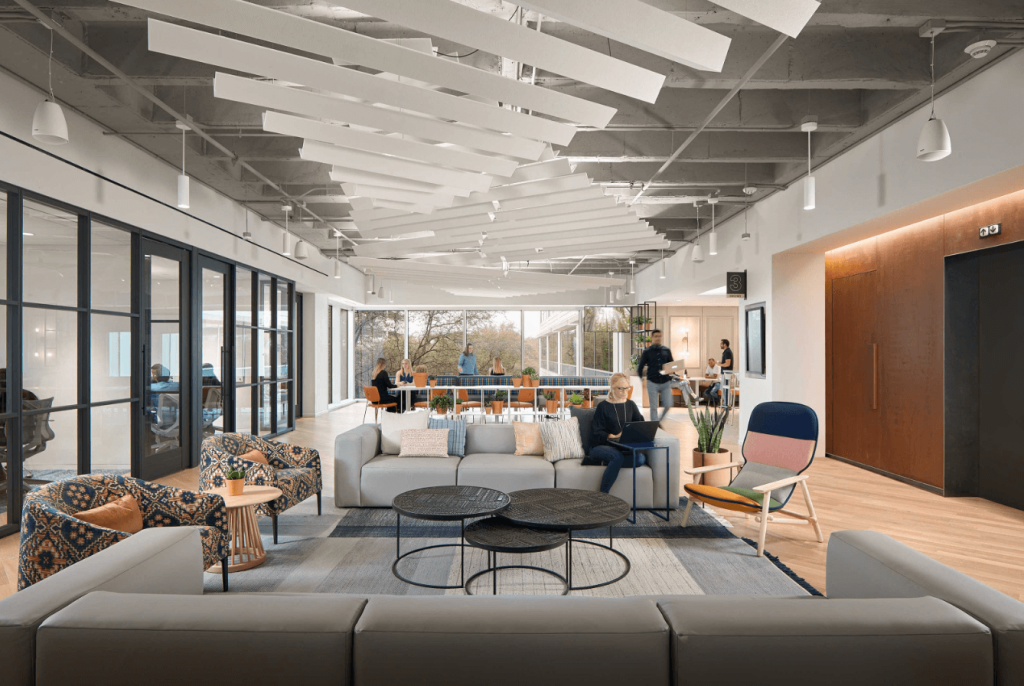 how do shared office spaces work
